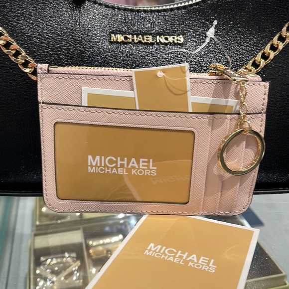 MICHAEL KORS SMALL TOP ZIP COINPOUCH WITH ID CARD CASE WALLET 
POWDER BLUSH 
Not - Picture 6 of 16